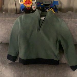 Boys Old Navy Quarter Zip Sweater. Size Small (6-7).